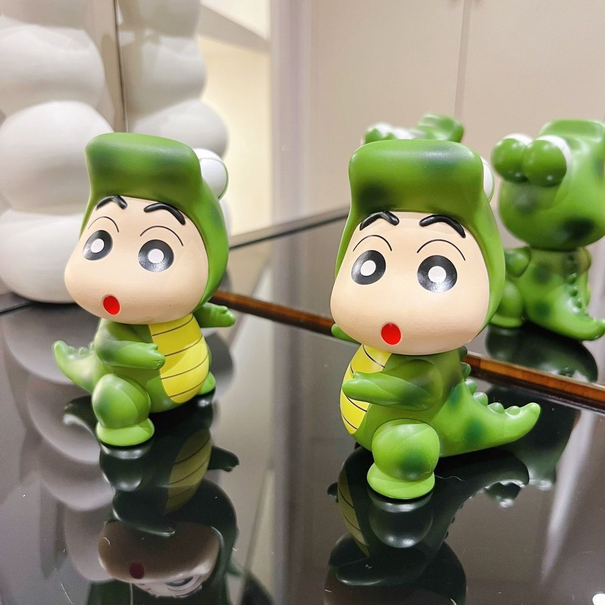 Figurine Crayon Shin-chan au d - Desk Setup Design avis et prix