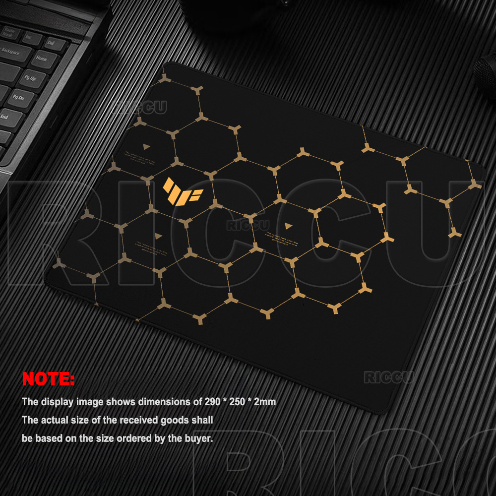 Tapis de souris hexagonal TUF  - Desk Setup Black And White avis et prix